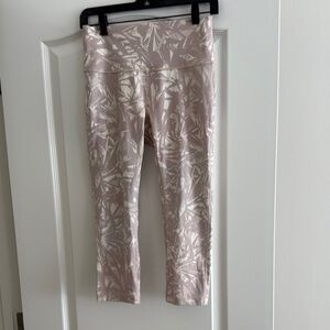 Lululemon Wunder Under Pink and Beige Size 8